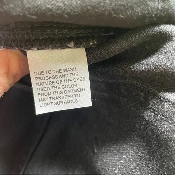 Madewell The Mom Jean Short Short Black NWT Plus Size 32 - Picture 9 of 9